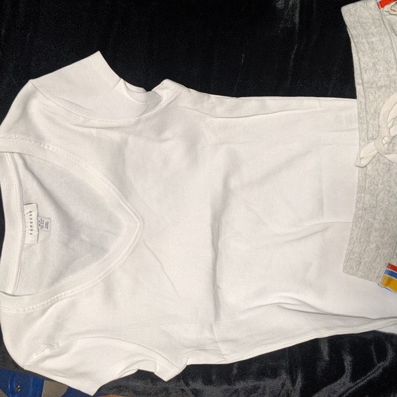 PJ Salvage Lounge Shorts & Topshop T-shirt (curated set) - Picture 4 of 6